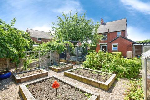 3 bedroom detached house for sale, Watling Street, Grendon