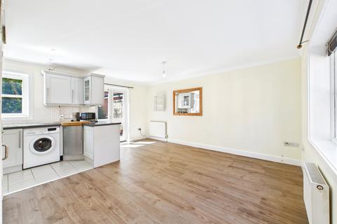 4 Barley Close, Mistley, Manningtree, CO11 1GA