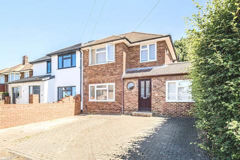undefined, Ellsworth Road, High Wycombe HP11