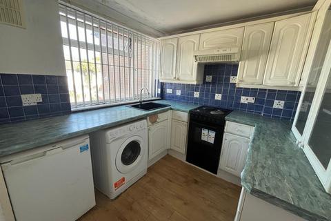 3 bedroom apartment to rent, 49a High Street