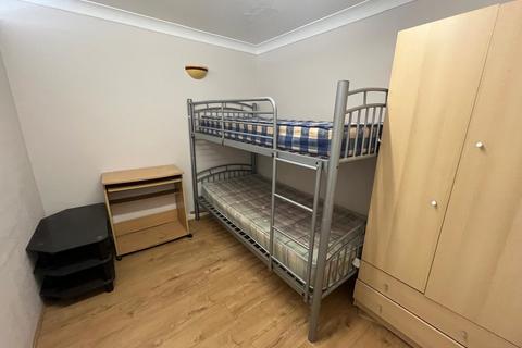 3 bedroom apartment to rent, 49a High Street