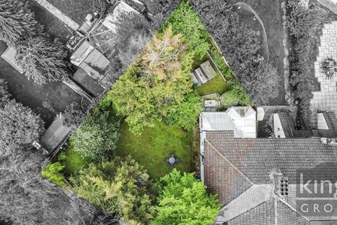 3 bedroom end of terrace house for sale, Beckenham Gardens, London, N9