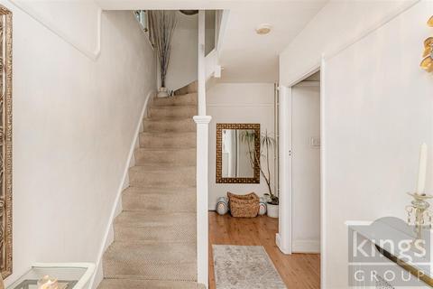 3 bedroom end of terrace house for sale, Beckenham Gardens, London, N9