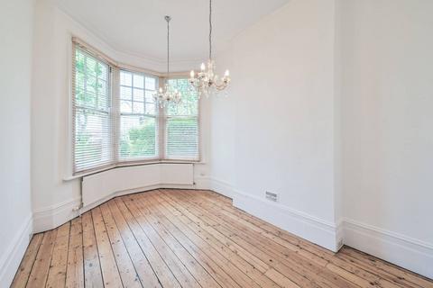 5 bedroom semi-detached house to rent, Church Crescent, Church End, London, N3