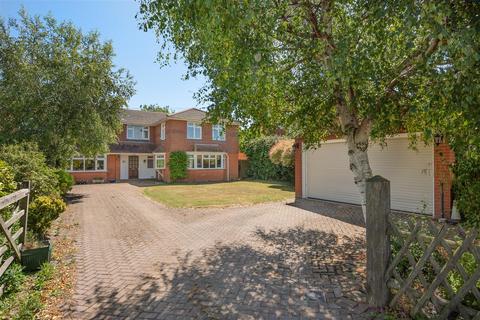 Willowset, 2 Meadow Drive, Chestfield, Whitstable, CT5 3NR