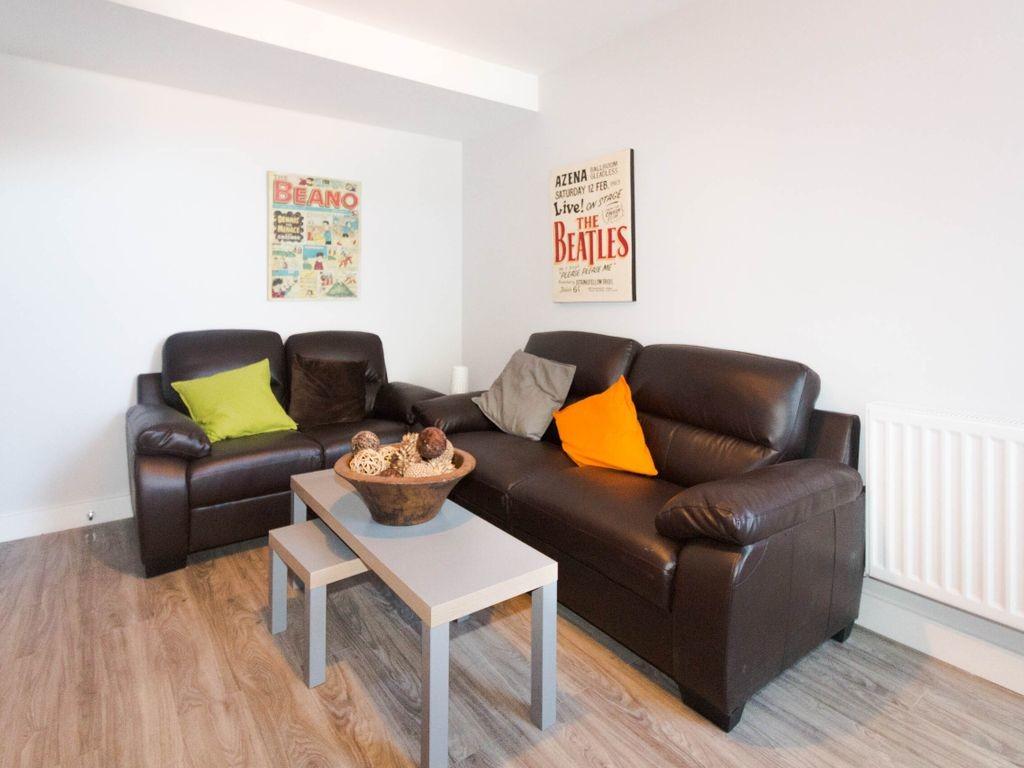 Lounge 1