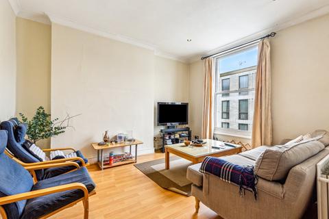 3 bedroom flat for sale, Russell Gardens, London