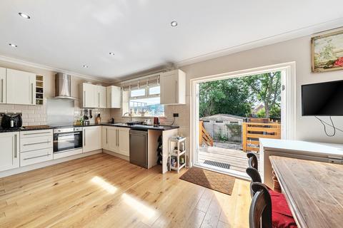 undefined, Hilary Avenue, Mitcham CR4