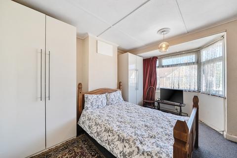 undefined, Hilary Avenue, Mitcham CR4