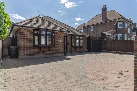 2 bedroom bungalow for sale, Upperton Road, Sidcup