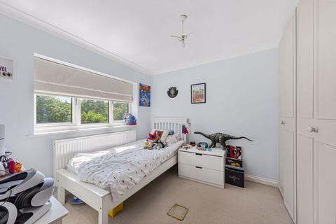 35 Eynswood Drive, Sidcup, DA14 6JQ