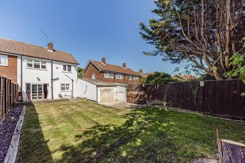35 Eynswood Drive, Sidcup, DA14 6JQ