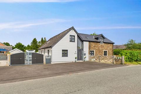 4 bedroom detached house for sale, Bronwydd Arms, Carmarthen