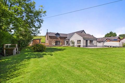 4 bedroom detached house for sale, Bronwydd Arms, Carmarthen