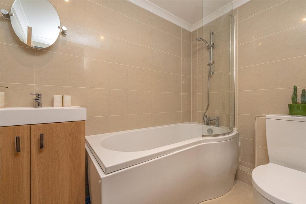 En Suite Bathroom