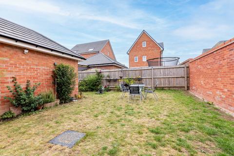 3 bedroom detached house for sale, Dovecote Drive, Warwickshire CV10