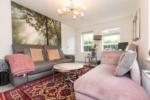 3 bedroom detached house for sale, Dovecote Drive, Warwickshire CV10