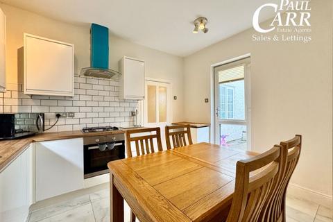 2 bedroom maisonette for sale, Lichfield Road, Four Oaks, Sutton Coldfield, B74 2XA