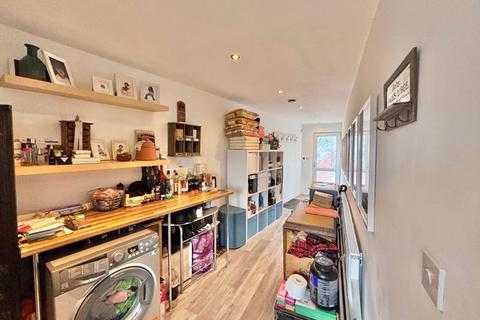 3 bedroom semi-detached house for sale, Ipswich Crescent, Great Barr, Birmingham B42 1LY