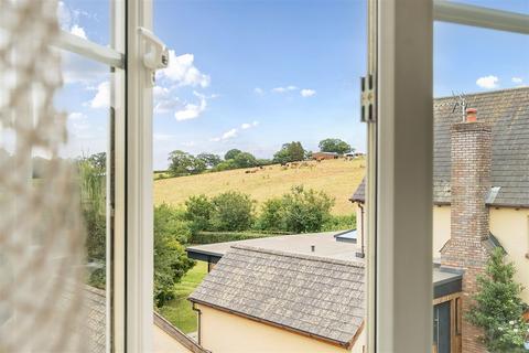 1 Meadows Edge, Cheriton Bishop, Exeter, EX6 6JS