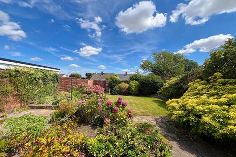 60 Bracken Close, Burntwood, WS7 9BD