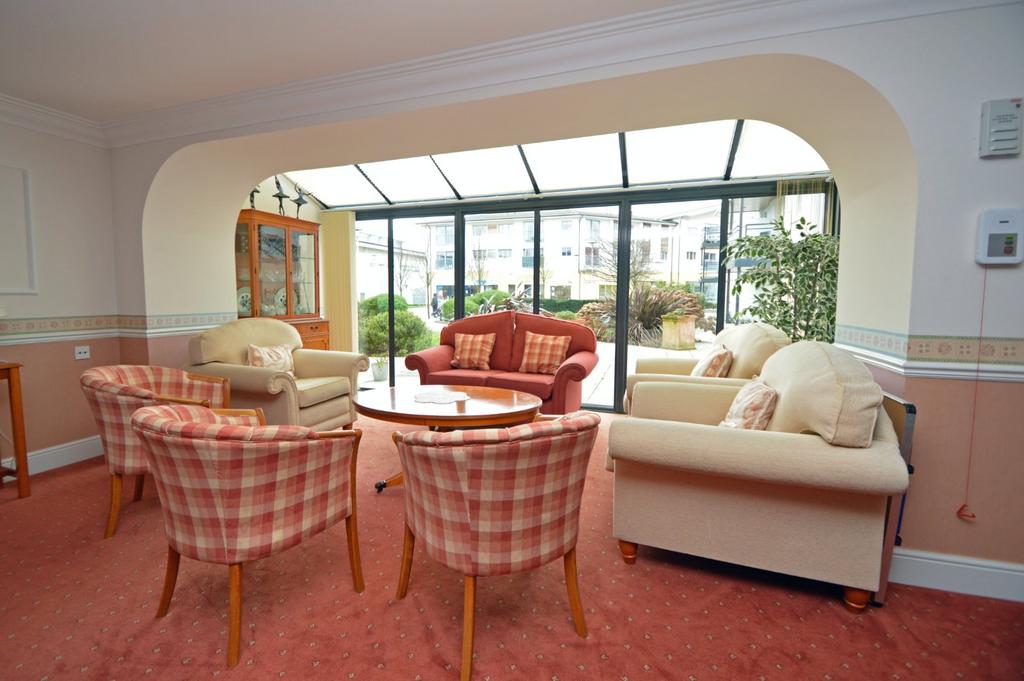 Communal Lounge