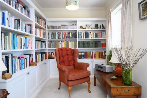 undefined, Churchfield Road, Walton-On-Thames