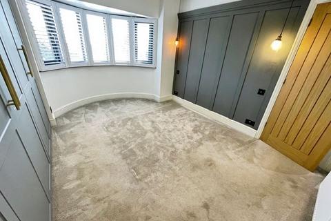 3 bedroom semi-detached house for sale, Bury New Road, Breightmet