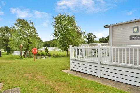 3 bedroom detached house for sale, Kingfisher Lake, Cotswold Hoburne, Cotswold Lakes