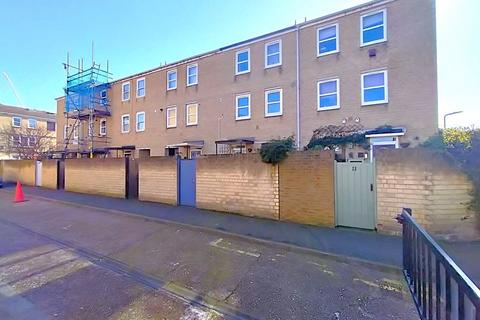 2 bedroom apartment for sale, Cressington Close, Hackney, N16