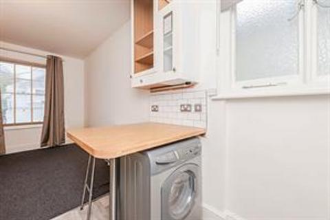 Studio to rent, Montpelier Road, BN1