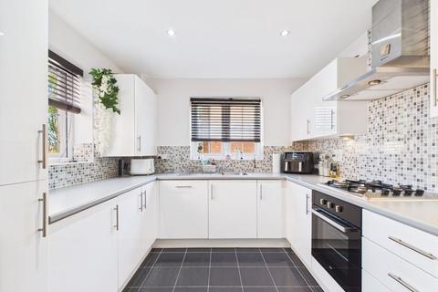 31 Dukes View, Donnington, Telford, TF2 8DW