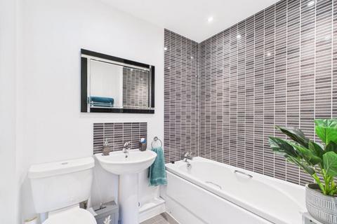 31 Dukes View, Donnington, Telford, TF2 8DW