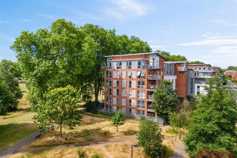 2 bedroom flat for sale, Armstrong House, Southwold Road, E5
