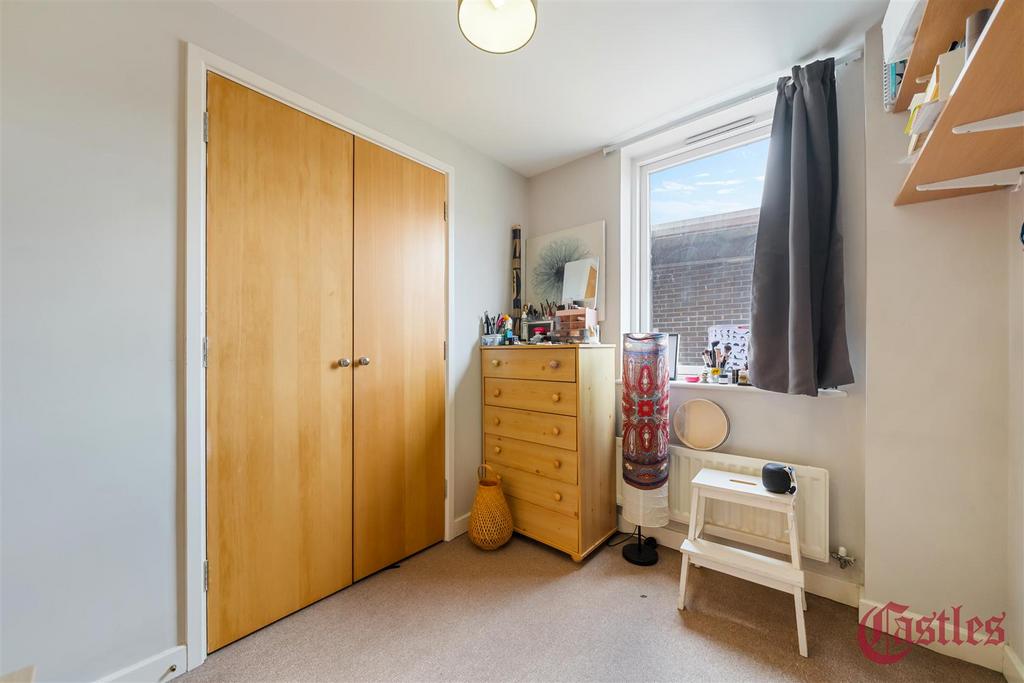Walk-in wardrobe