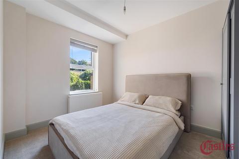 20 Bushberry Road, London, E9 5SX
