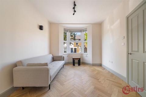 20 Bushberry Road, London, E9 5SX