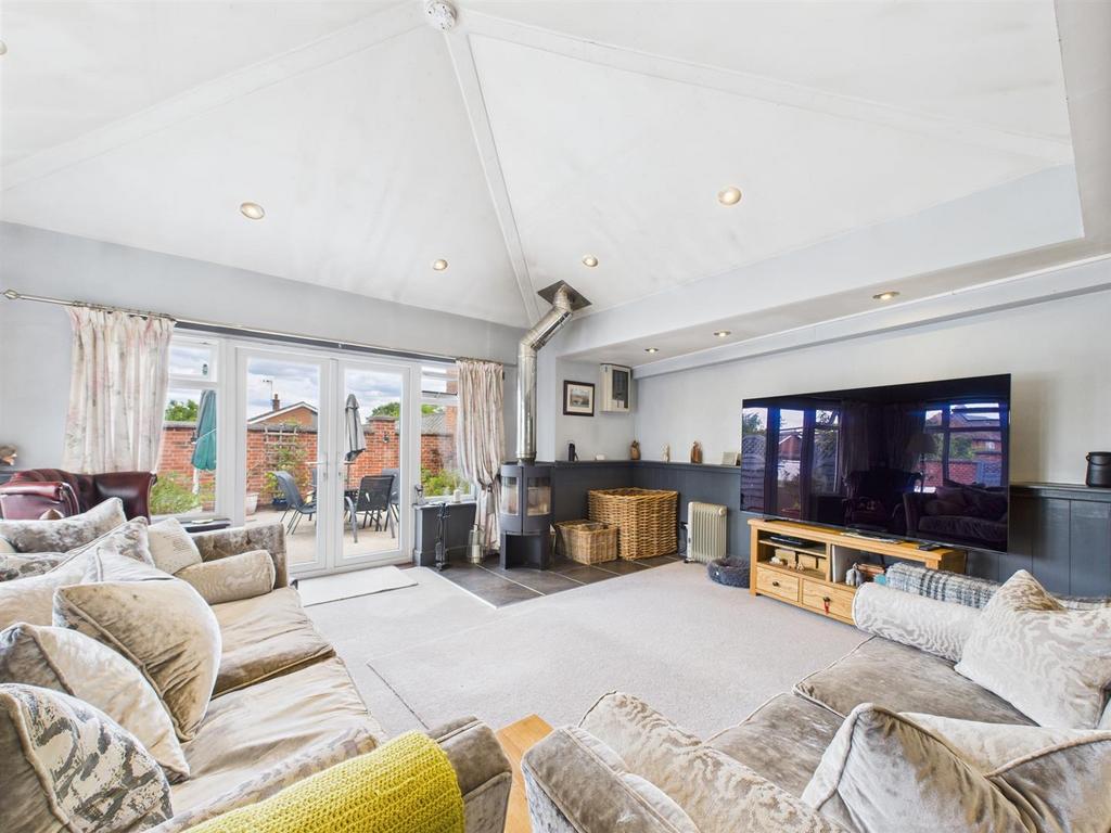 Family/Garden Room
