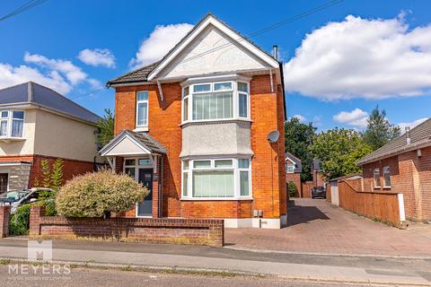 Ensbury Avenue, Bournemouth, BH10 4HF