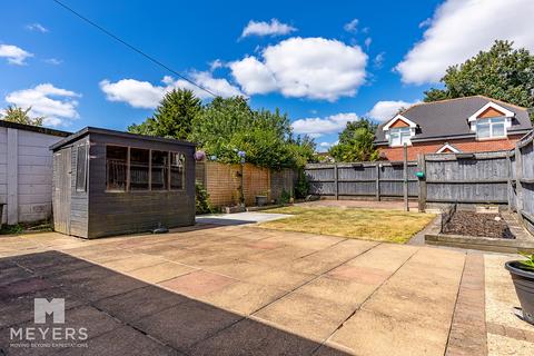 3 bedroom detached house for sale, Ensbury Avenue, Bournemouth, BH10 4HF
