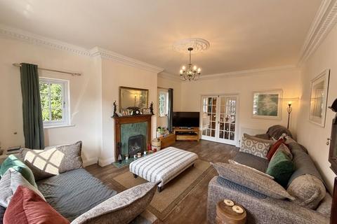 undefined, Chapel Square, Stewkley LU7