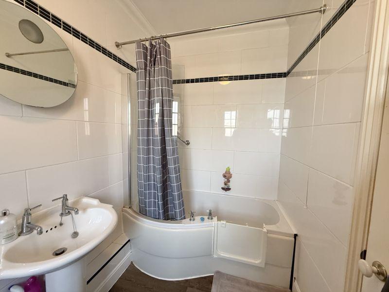 Family bathroom