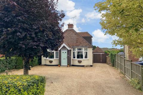 4 bedroom bungalow for sale, Canterbury Road, Ashford TN24