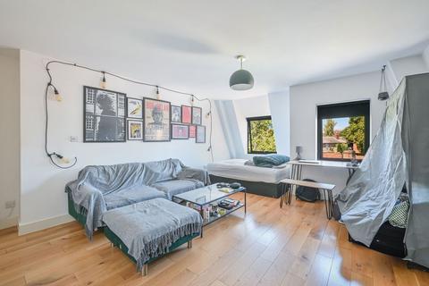 Studio for sale, North Street, Leatherhead KT22