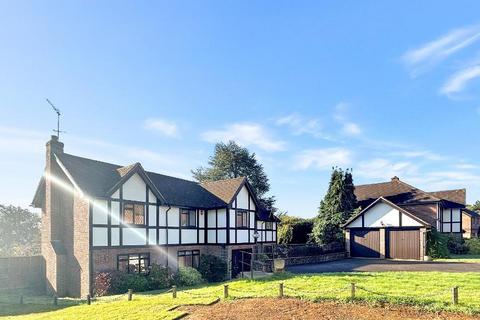 5 bedroom detached house for sale, Overhill, Warlingham, Surrey, CR6 9JR