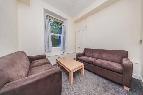 3 bedroom flat to rent, Murieston Crescent, Edinburgh, EH11