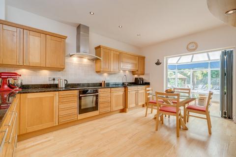 18 Pinfold Green, Staveley, Knaresborough, HG5 9LR
