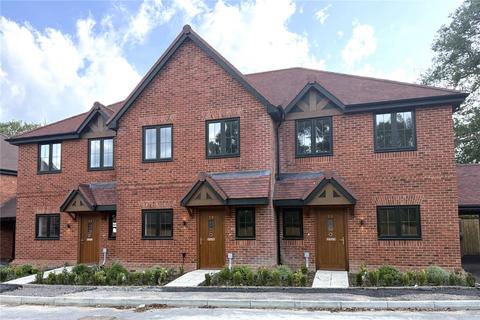 3 bedroom end of terrace house for sale, Alexander Gardens, London Road, Binfield