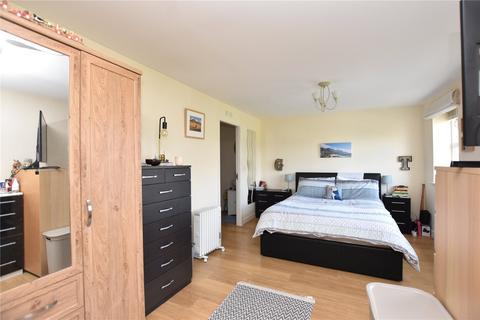 3 bedroom apartment for sale, Waters Walk, Apperley Bridge, Bradford, West Yorkshire