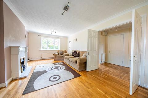 2 bedroom apartment for sale, Highthorne Court, Shadwell, Leeds